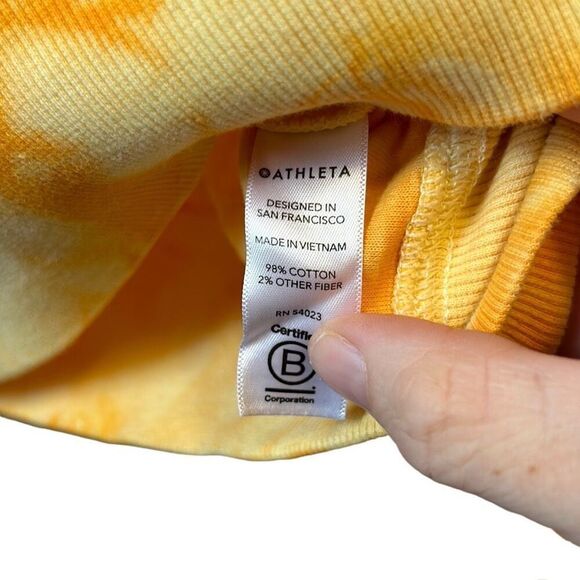 Athleta Tie Dye Sweatshirt Pullover Long Sleeve Crew Neck Comfortable Top - Picture 4 of 5
